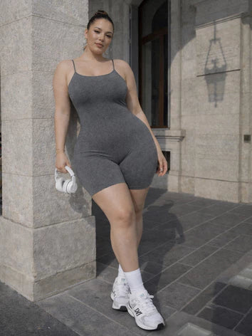 Macaquinho Plus Size Feminino Confortável - Cinza