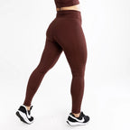 🔥 Legging SculptFit  Marrom – Poliamida Modeladora Zero Transparência